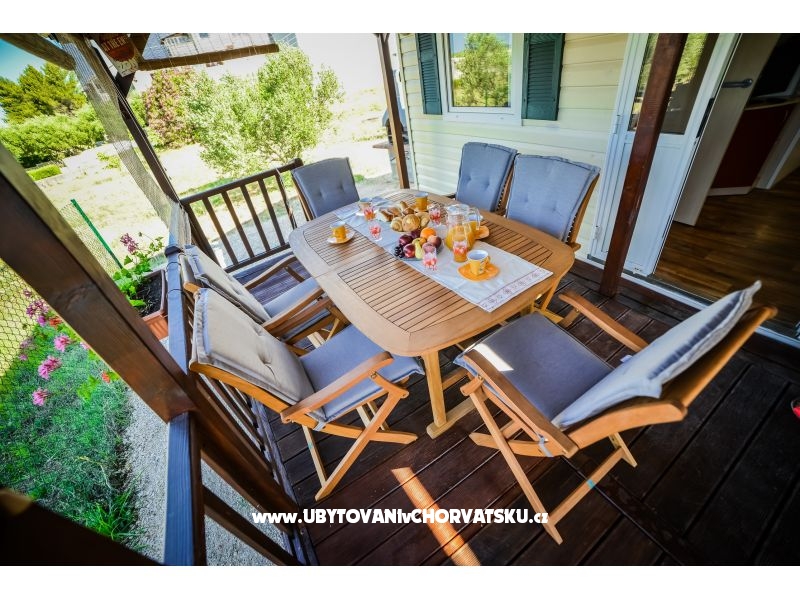 Mobile beach house Lovre Blaž – Ferienwohnung Pakostane, Kroatien – Foto 4