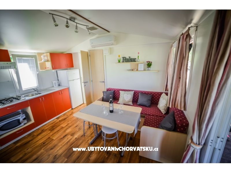 Mobile beach house Lovre Blaž – Ferienwohnung Pakostane, Kroatien – Foto 7