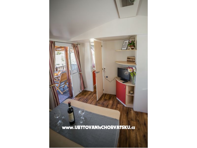 Mobile beach house Lovre Blaž – Ferienwohnung Pakostane, Kroatien – Foto 8