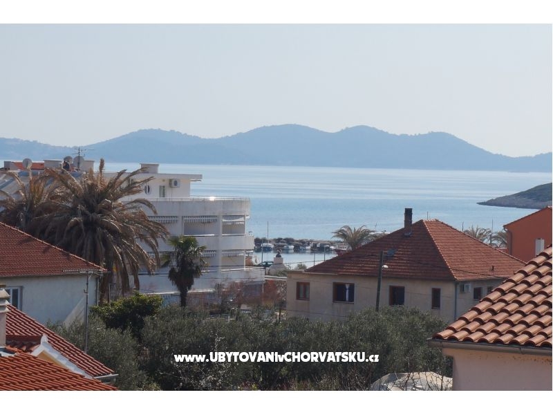 Pension Lanterna – Ferienwohnung Pakostane, Kroatien – Foto 1