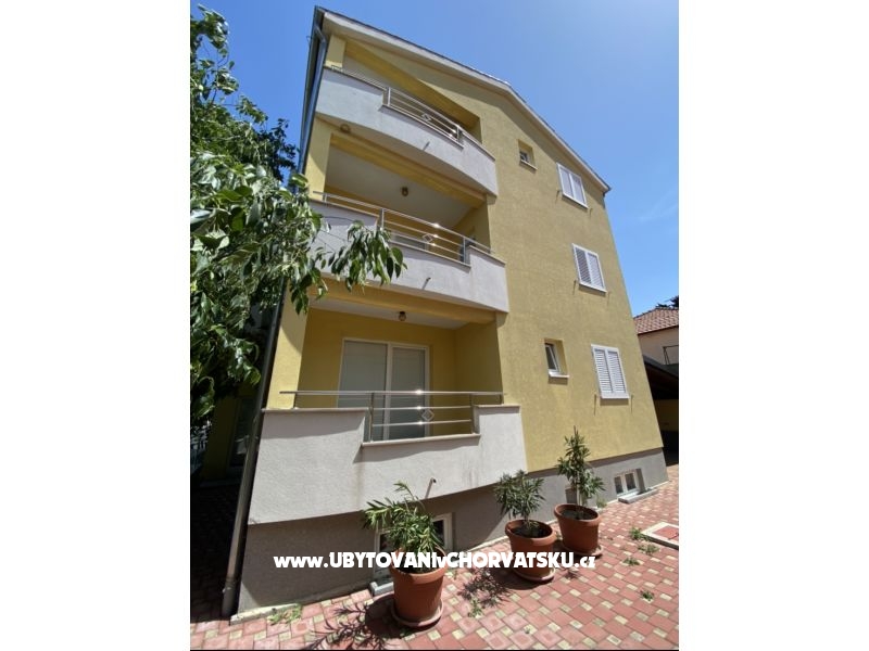 Pension Lanterna – Ferienwohnung Pakostane, Kroatien – Foto 2