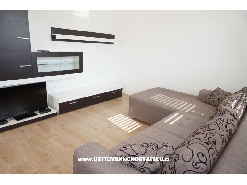 Pension Lanterna – Ferienwohnung Pakostane, Kroatien – Foto 7