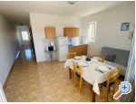 Seaview Haus - Pakotane Kroatien