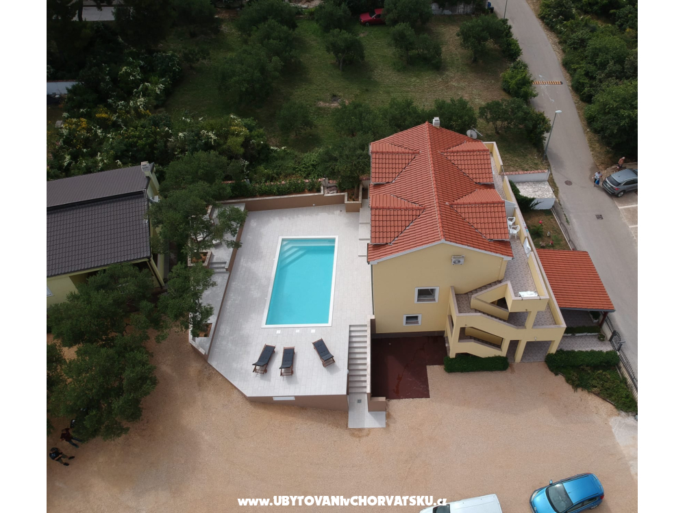 Apartmaji Antonio - Pako�tane Hrva�ka