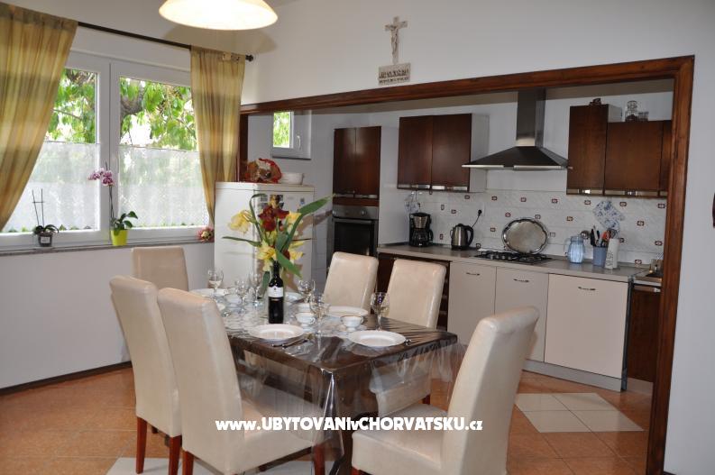 Villa Bakija – Ferienwohnung Pakostane, Kroatien – Foto 4