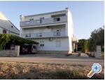 Apartmaji Alicia - ostrov Paman Hrvaka