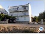 Apartmaji Alicia - ostrov Paman Hrvaka