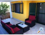 Apartmaji Sunset ***/**** - ostrov Paman Hrvaka