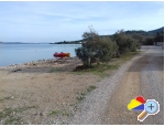 Holiday homes Twins by the sea - ostrov Paman Kroatien