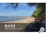 Holiday homes Twins by the sea - ostrov Paman Hrvaka