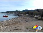 Holiday homes Twins by the sea - ostrov Paman Hrvaka