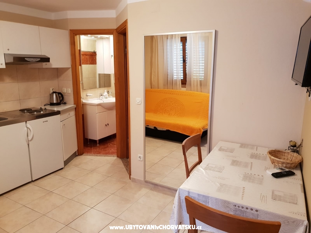 Appartements Ivan - Petrane Croatie