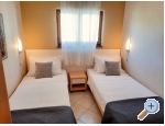 Appartements Ivan - Petrane Kroatien