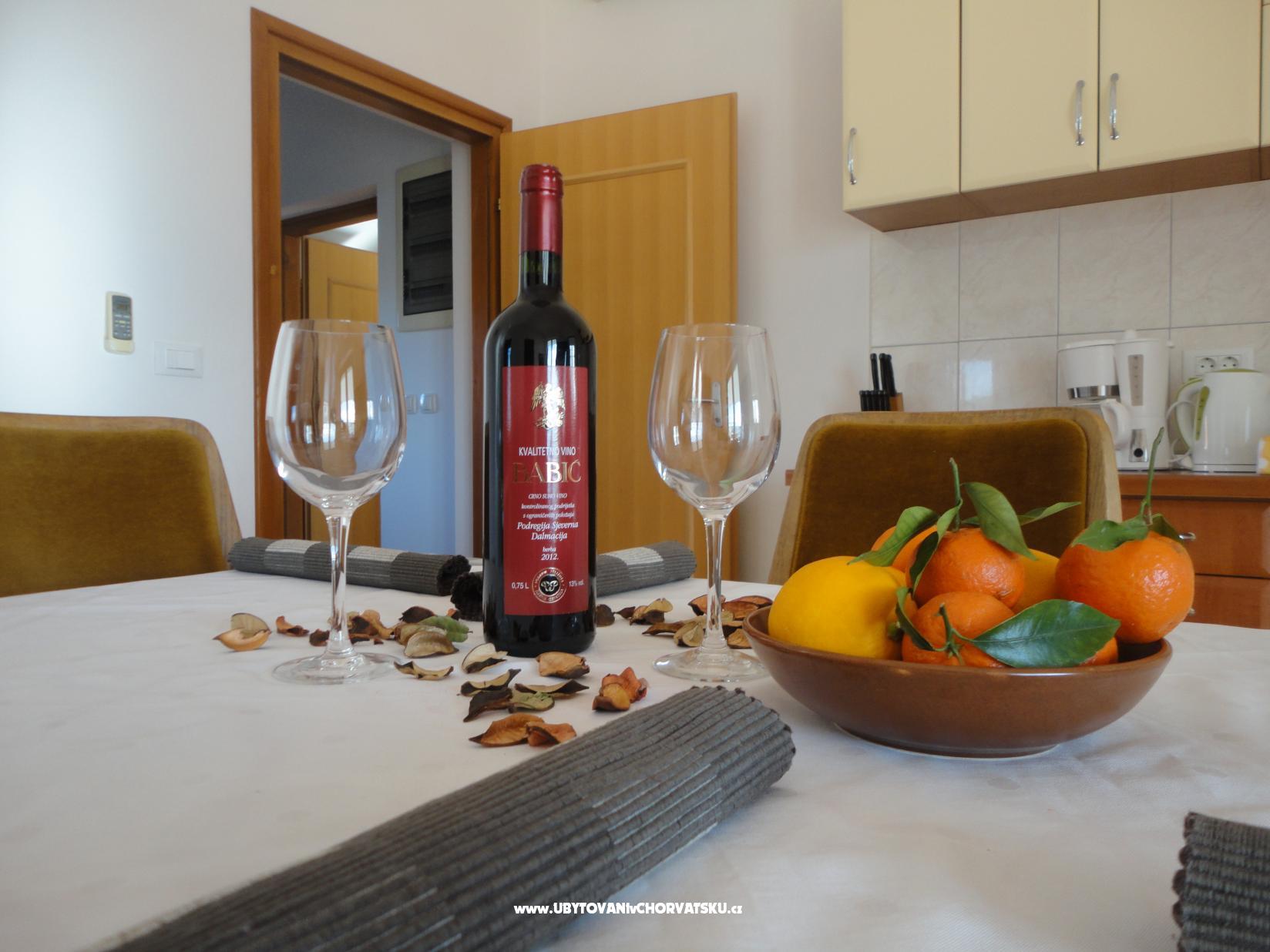 Ferienwohnungen Marijana  – Ferienwohnung Petrcane, Kroatien – Foto 8