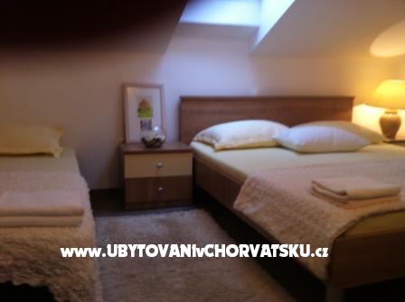 Ferienwohnungen 2a – Ferienwohnung Petrcane, Kroatien – Foto 8