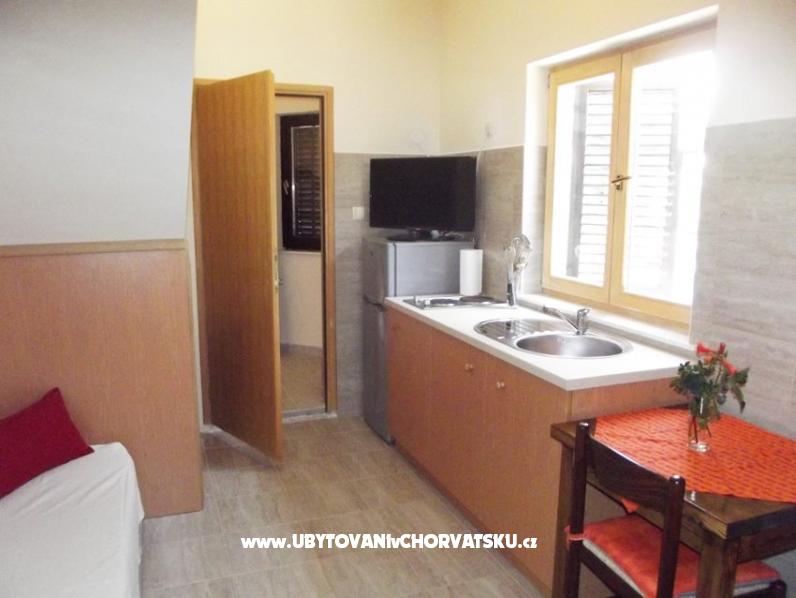 Appartements Juliška – Ferienwohnung Pirovac, Kroatien – Foto 2