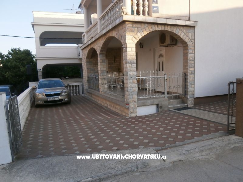 Appartements Pave – Ferienwohnung Pirovac, Kroatien – Foto 2