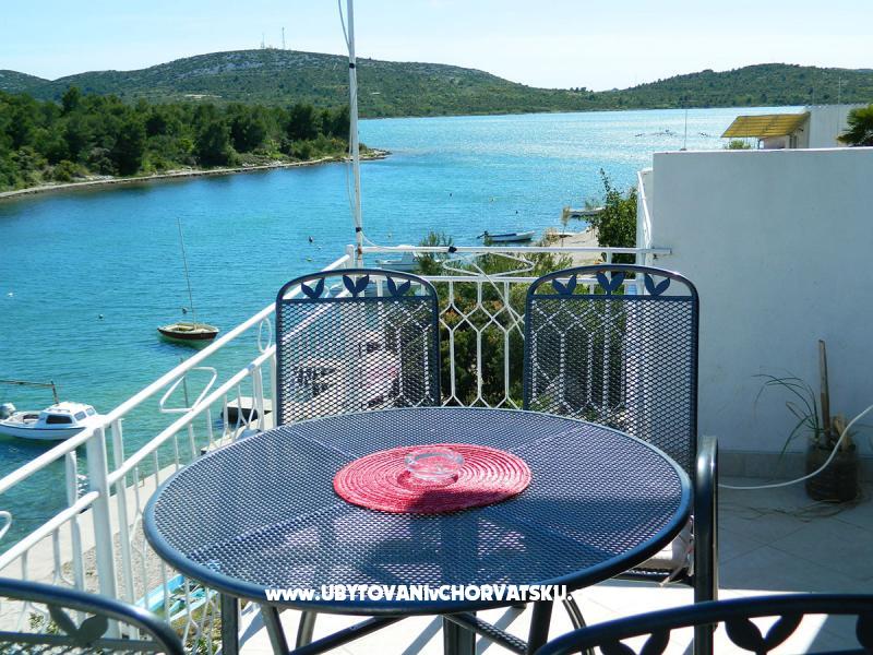 Appartements  – Ferienwohnung Pirovac, Kroatien – Foto 1