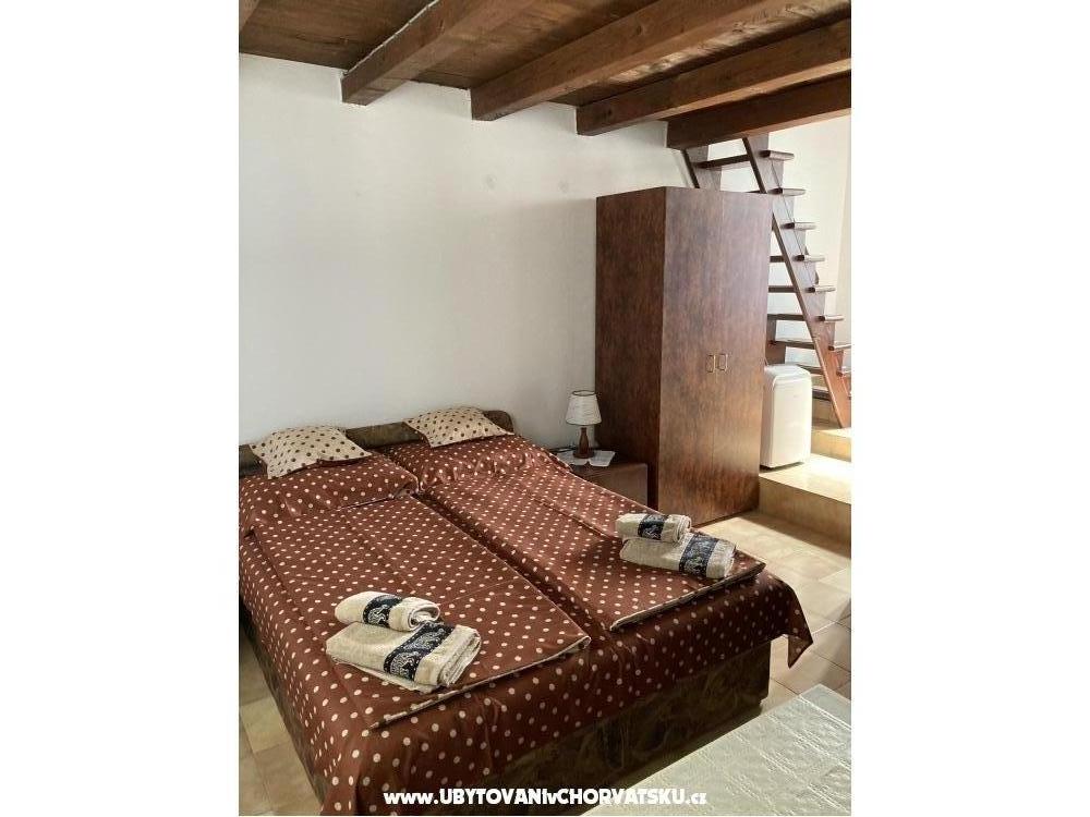 PIROVAC APARTMENTS *** - Pirovac Croatie