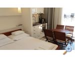 Apartmaji Gabrijela - Podgora Hrvaka
