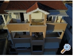 Apartmaji Mirjana Gnjec - Podgora Hrvaka