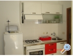 Apartmaji Mirjana Gnjec - Podgora Hrvaka