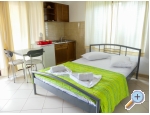 Apartmaji Villa  Jasminka - Podgora Hrvaka