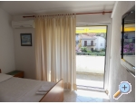 Apartmaji Villa  Jasminka - Podgora Hrvaka