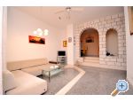 Apartmaji Milan - Podgora Hrvaka