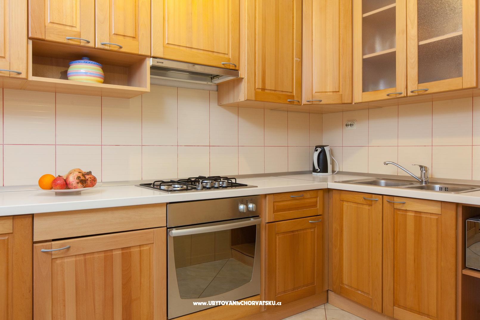 Appartements TRI cvita – Ferienwohnung Podgora, Kroatien – Foto 2
