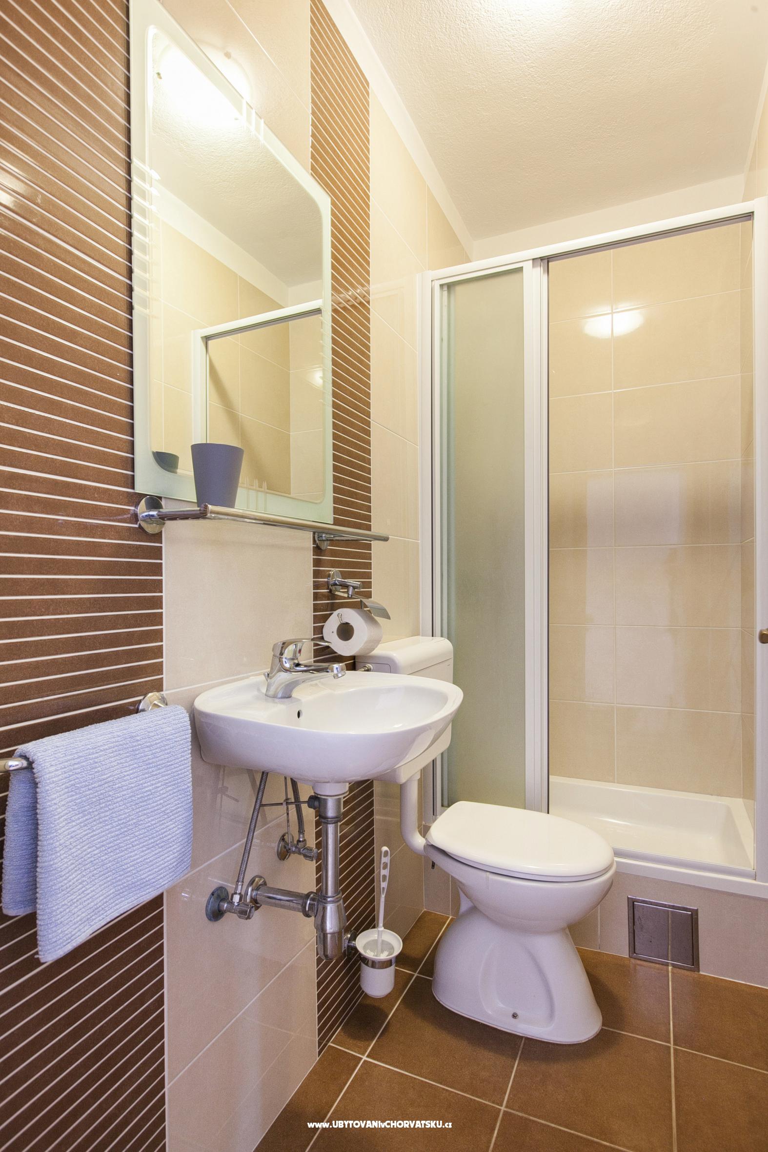 Appartements TRI cvita – Ferienwohnung Podgora, Kroatien – Foto 7