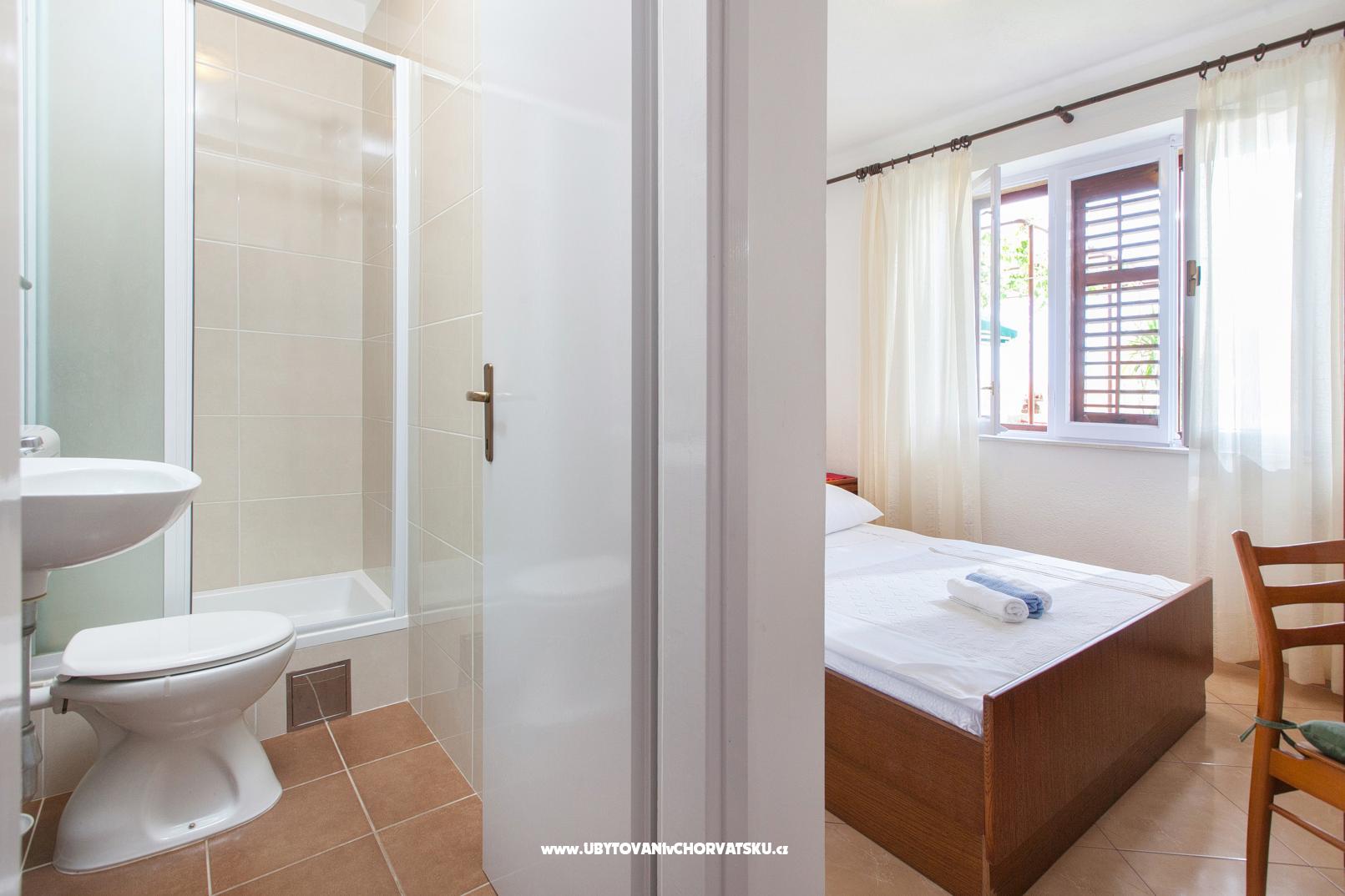 Appartements TRI cvita – Ferienwohnung Podgora, Kroatien – Foto 8