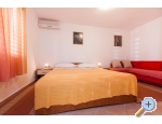 Ferienwohnungen MARINA - Villa NEDIKA - Podgora Kroatien
