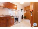 Apartmaji MARINA - Villa NEDIKA - Podgora Hrvaka