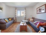 Apartmaji MARINA - Villa NEDIKA - Podgora Hrvaka