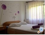Apartmaji Mrsic Podgora - Podgora Hrvaka