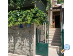 Rozita Seaside Relax Ferienwohnungen - Podgora Kroatien