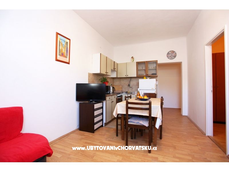 Apartment Dragun – Ferienwohnung Podstrana, Kroatien – Foto 1