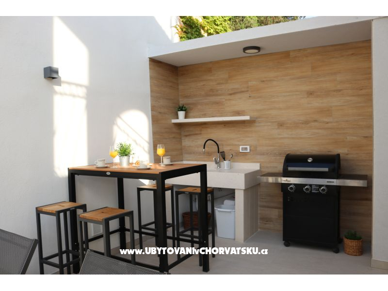 Villa Marante mit Pool – Ferienwohnung Podstrana, Kroatien – Foto 27