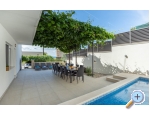Villa Marante mit Pool - Podstrana Kroatien