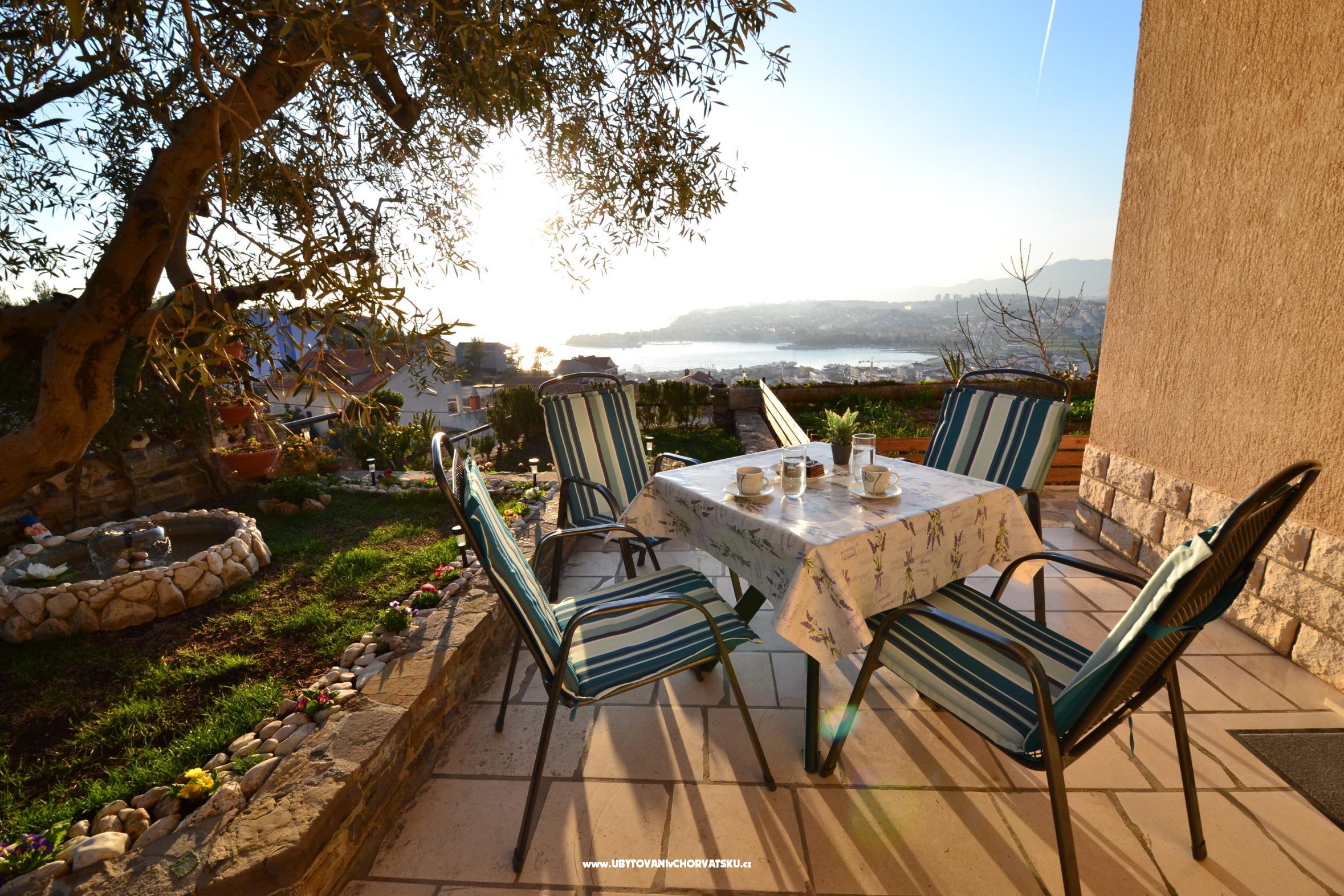 Apartment Panorama – Ferienwohnung Podstrana, Kroatien – Foto 1