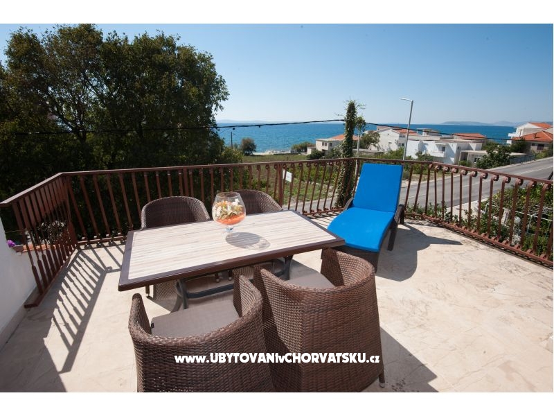 Apartment Rino – Ferienwohnung Podstrana, Kroatien – Foto 1