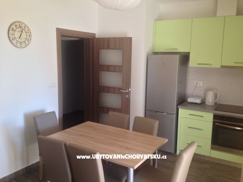 Apartment Žižula – Ferienwohnung Podstrana, Kroatien – Foto 4