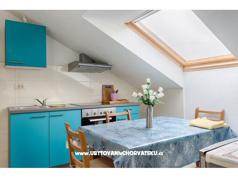 Appartements Cerovšek – Ferienwohnung Podstrana, Kroatien – Foto 8