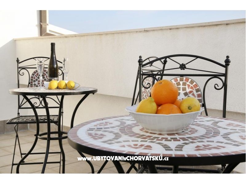 Appartements Domeniko – Ferienwohnung Podstrana, Kroatien – Foto 10