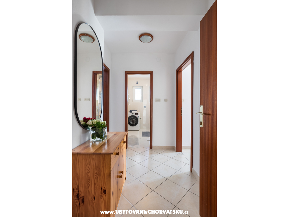 Apartments Jasna - Podstrana Croatia