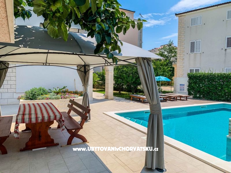 Ferienwohnungen Lemon Garden mit Pool – Ferienwohnung Podstrana, Kroatien – Foto 9