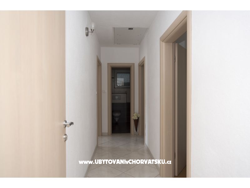 Appartements Matan – Ferienwohnung Podstrana, Kroatien – Foto 3