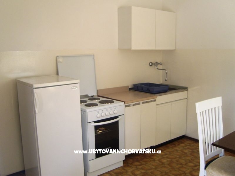 Villa with garden – Ferienwohnung Podstrana, Kroatien – Foto 8