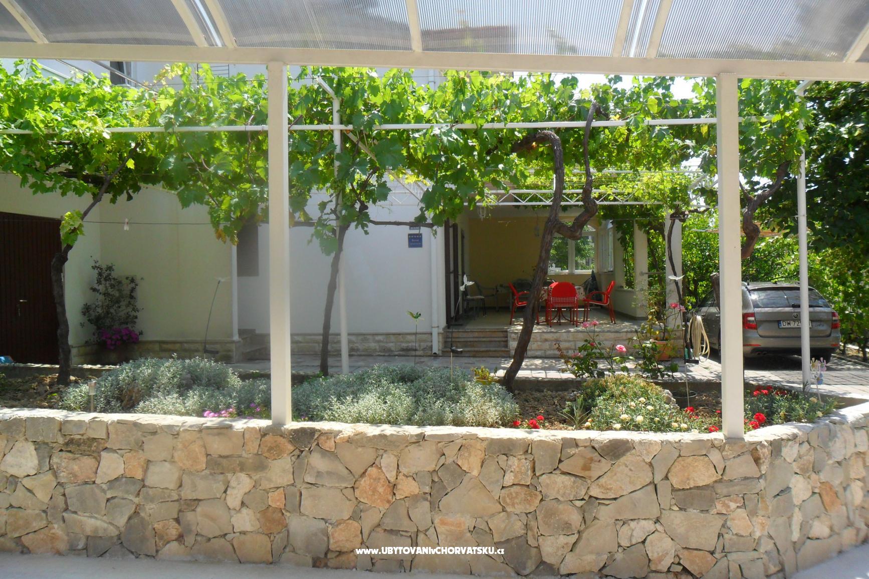 Appartements DAMA – Ferienwohnung Podstrana, Kroatien – Foto 1